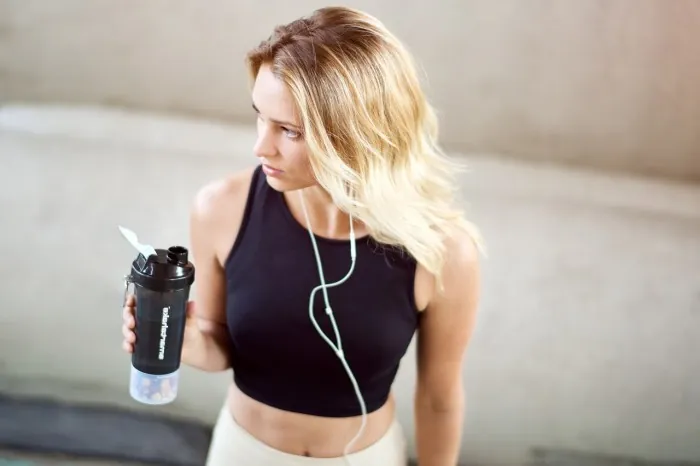 Шейкер спортивний SmartShake Slim 500ml
