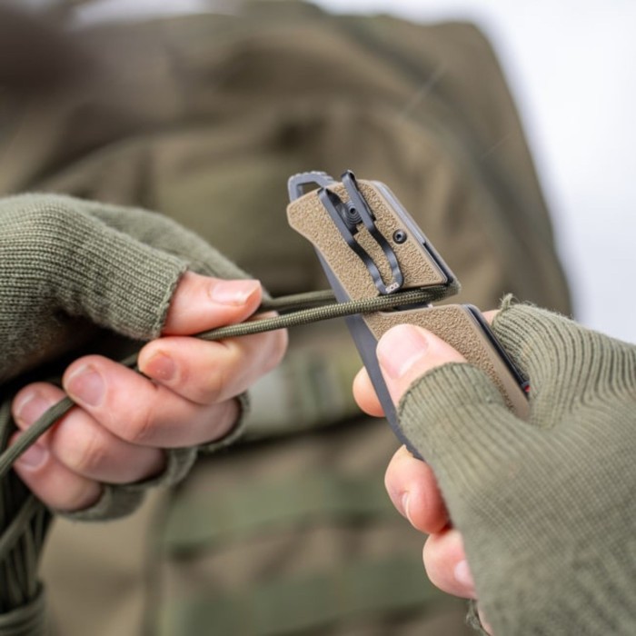 Раскладной нож SOG Trident AT, Flat Dark Earth-Tanto