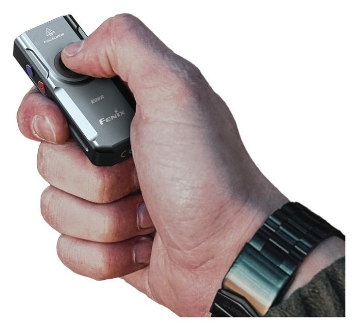 Ліхтар наключний Fenix E06R бірюзовий