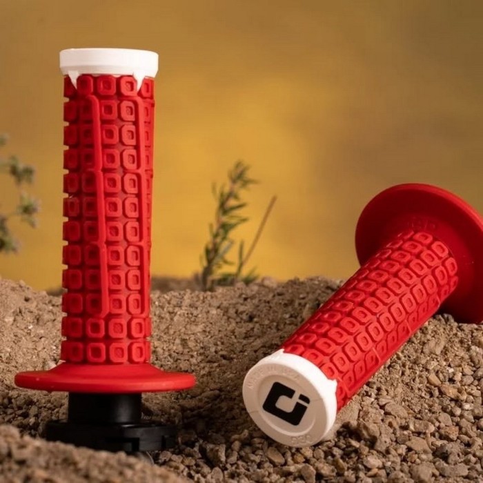 Мото гріпси ODI NOMAD V2 Lock-On Off-Road Grip RED/White