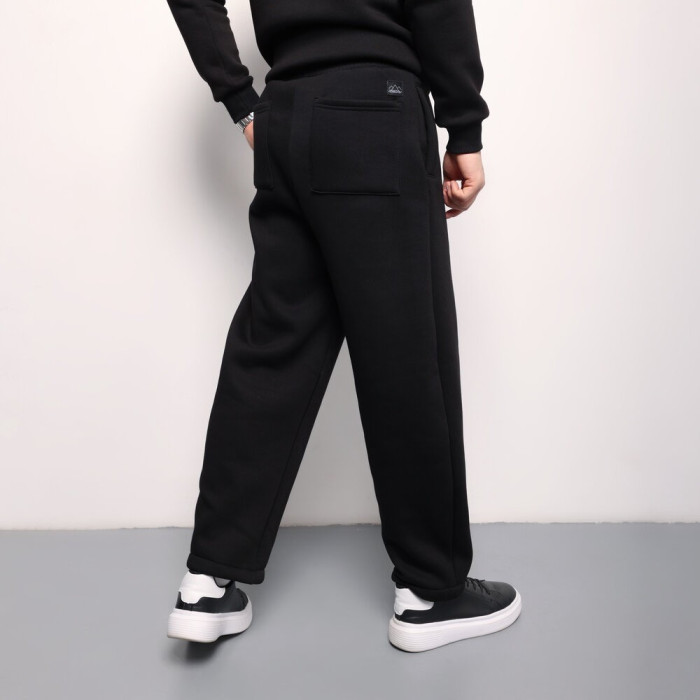 Джогеры мужские тринитка начес черные. Джогеры мужские Pobedov Move черные.