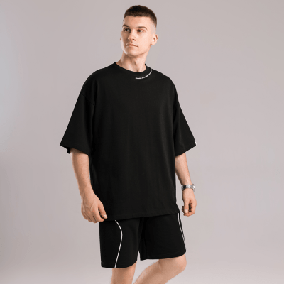 Базовая черная оверсайз футболка мужская весна лето однотон. Футболка оверсайз Pobedov Onyx