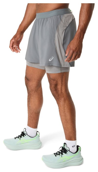 Платья, юбки, бриджи, шорты Asics ( 2011D245 ) ROAD 2-N-1 5IN SHORT 2026