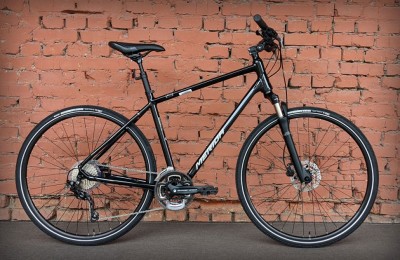 Велосипед 28" Merida Crossway 300 Glossy Black (2023)
