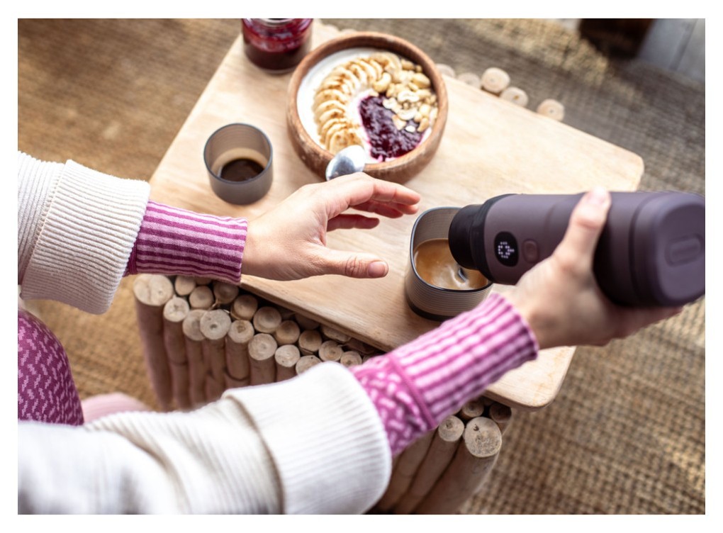 Портативная электрическая эспрессо кофеварка Wacaco Pixapresso для молотого кофе и капсул, красная