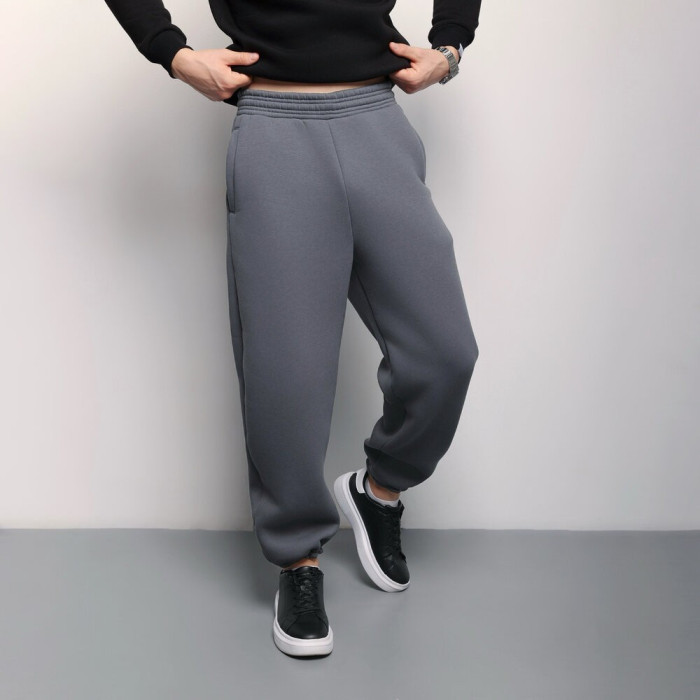 Джогеры мужские тринитка начес темно-серые. Джогеры мужские Pobedov Move темно-серые.