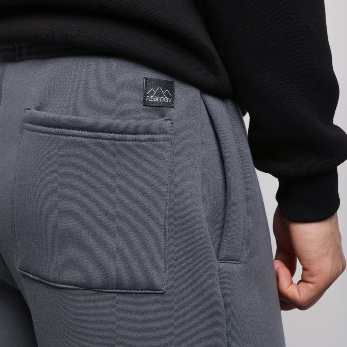 Джогеры мужские тринитка начес темно-серые. Джогеры мужские Pobedov Move темно-серые.