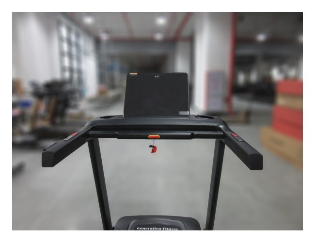 Бігова доріжка Generation Fitness Caravel iConsole