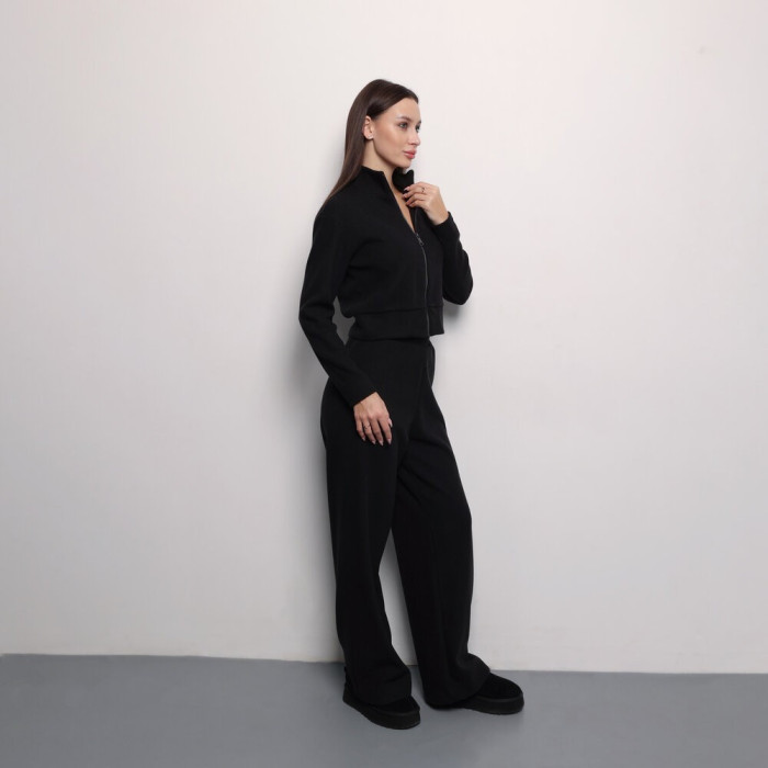 Женский черный повседневный костюм. Женский костюм Pobedov Twin черный.