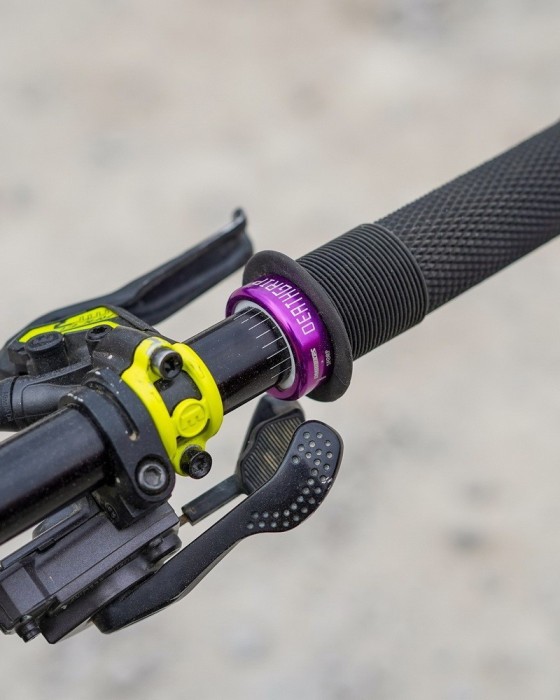 Замки на Гріпси DMR DeathGrip Lock On (Purple)