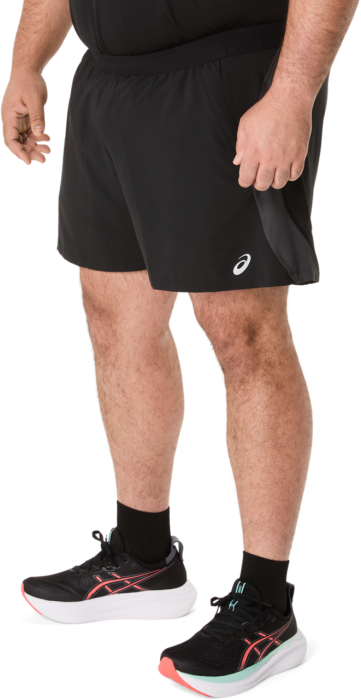 Платья, юбки, бриджи, шорты Asics ( 2011D247 ) ROAD 5IN SHORT 2025