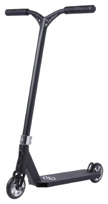 Трюковий самокат Striker Lux Pro Black Chrome (тест)