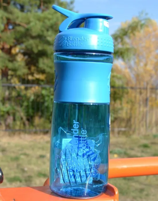 Шейкер спортивний (пляшка) BlenderBottle SportMixer Flip 28oz/820ml Cyan