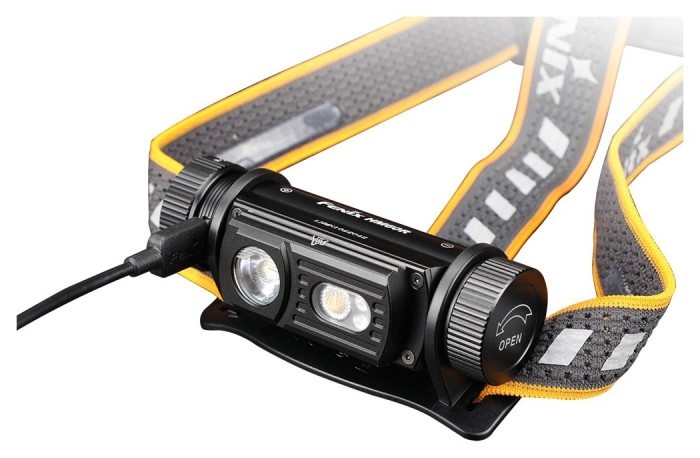 Фонарь налобный Fenix HM60R