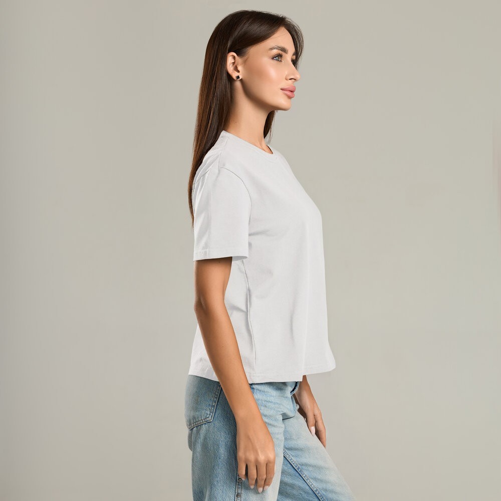 Белая базовая женская футболка Pobedov Freedom. Женская хлопковая футболка белая