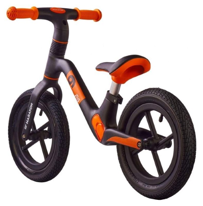 Біговел ультралегкий Maraton Norco чорний