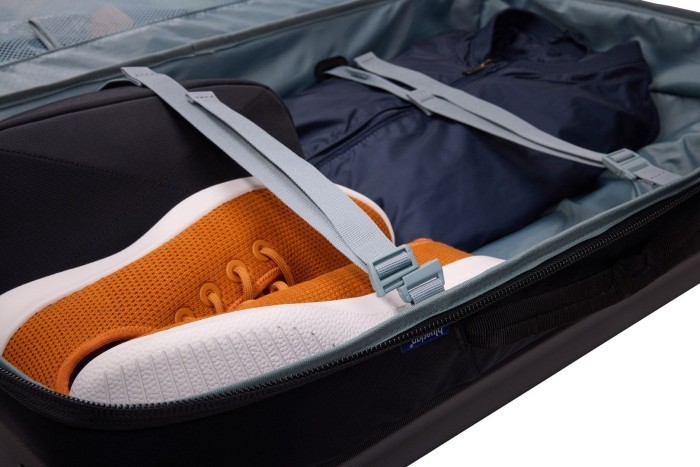 Сумка на колесах Thule Subterra 2 Wheeled Duffel (Black) 3205051 (TH 3205051)