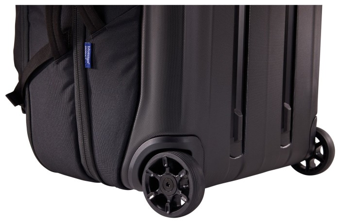 Сумка на колесах Thule Subterra 2 Wheeled Duffel (Black) 3205051 (TH 3205051)