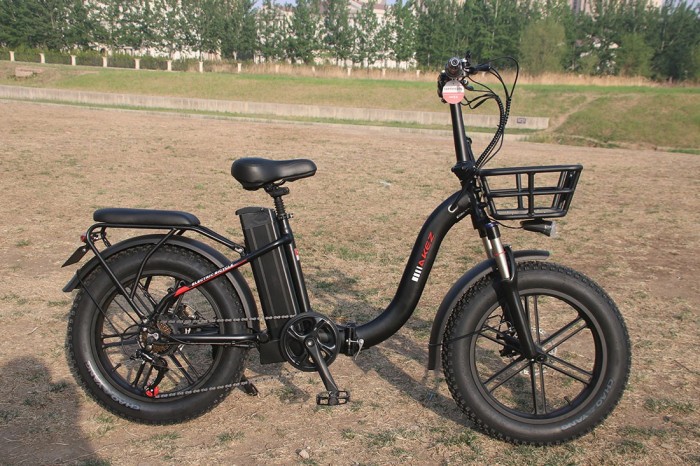 Електровелосипед Akez F01 (750 Вт; 15 А*год; 48 В), колеса 20", з ручкою газу, чорний