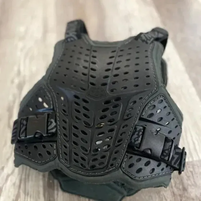 Захист тіла TLD ROCKFIGHT CHEST PROTECTOR [Black] XS/SM