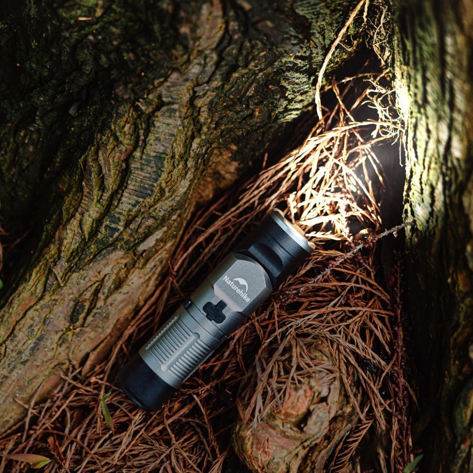 Ліхтар з кліпсою Naturehike CNK2450ZM013, чорно-сірий