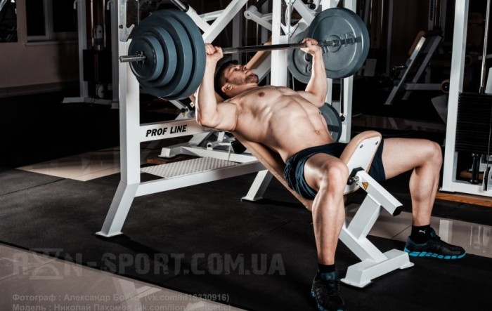 Диск Rn-Sport 15 кг на гриф диаметром 25 мм.