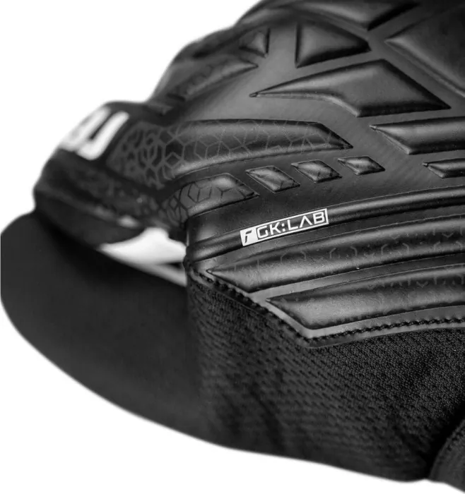 Перчатки вратарские Reusch Attrakt Starter Solid Junior 5572514 7700 г.5, черные