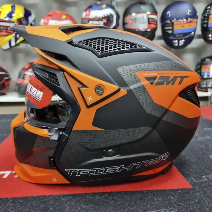 Мотошолом MT STREETFIGHTER SV S Totem B4 Matt Orange ECE2206 XS