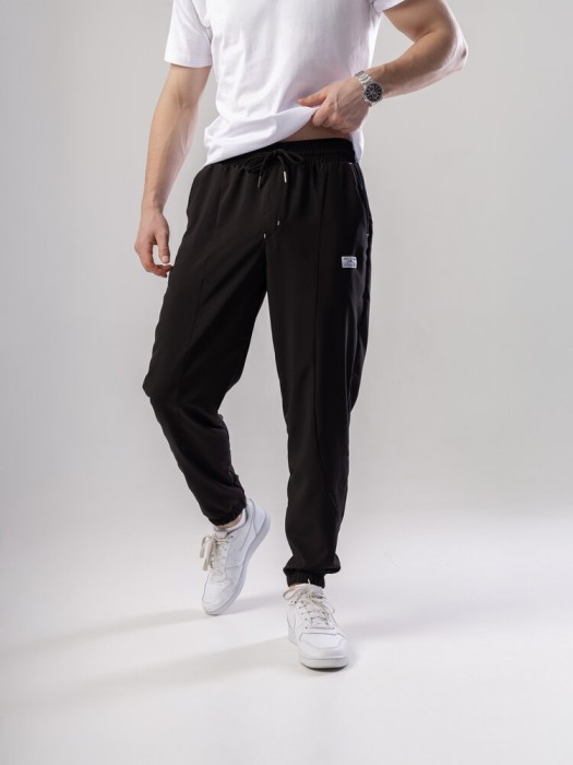 Черные джогера для мужчин. Мужские демисезонные легкие брюки джогеры Pobedov Savaya