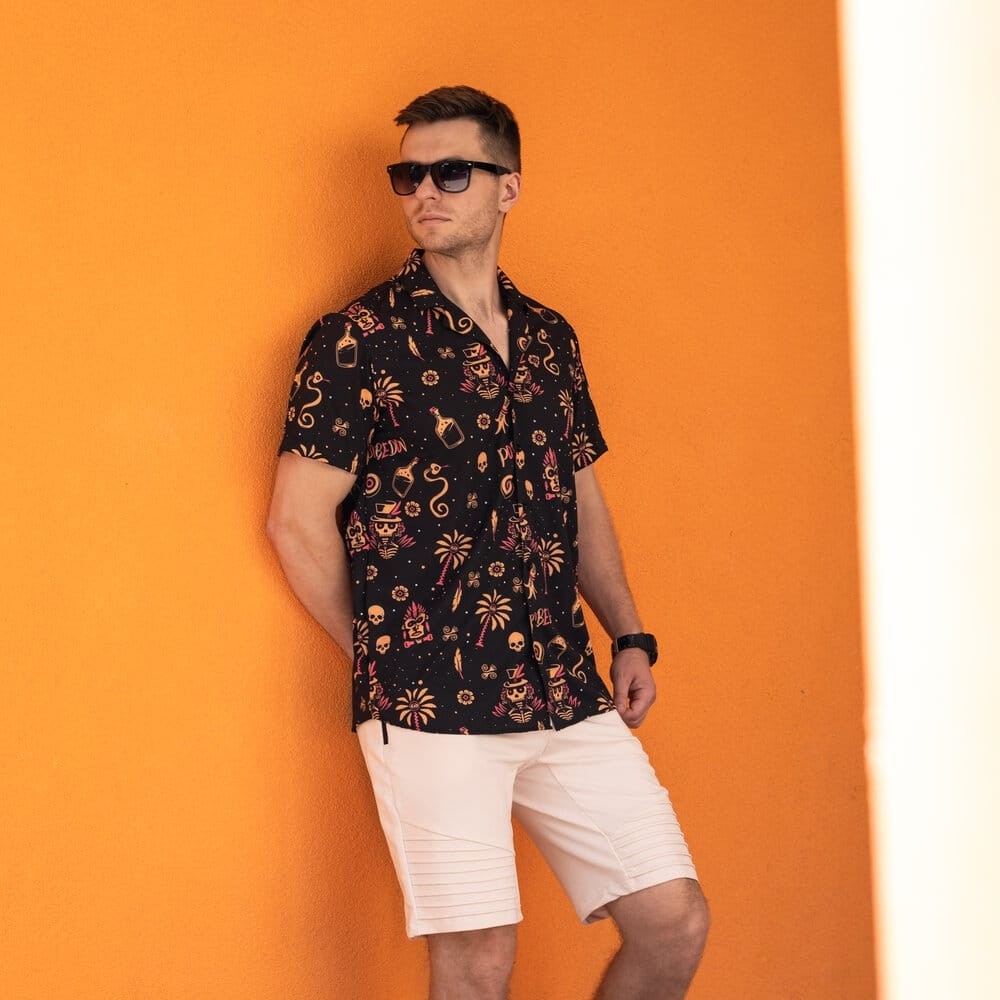 Мужская рубашка с коротким рукавом черная Pobedov Totem