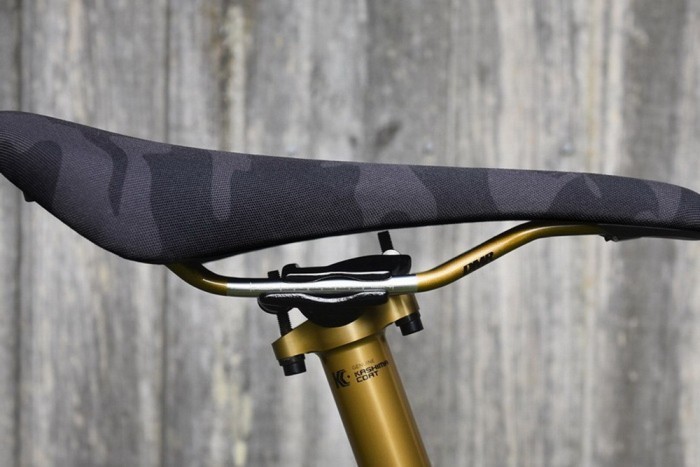 Сідло DMR Oi-Oi Black Camo, укр, укр