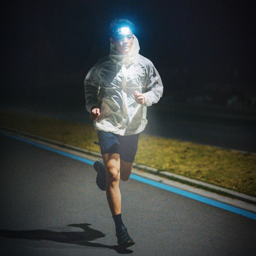 Фонарь налобный Naturehike CNK2550ZM011, серый