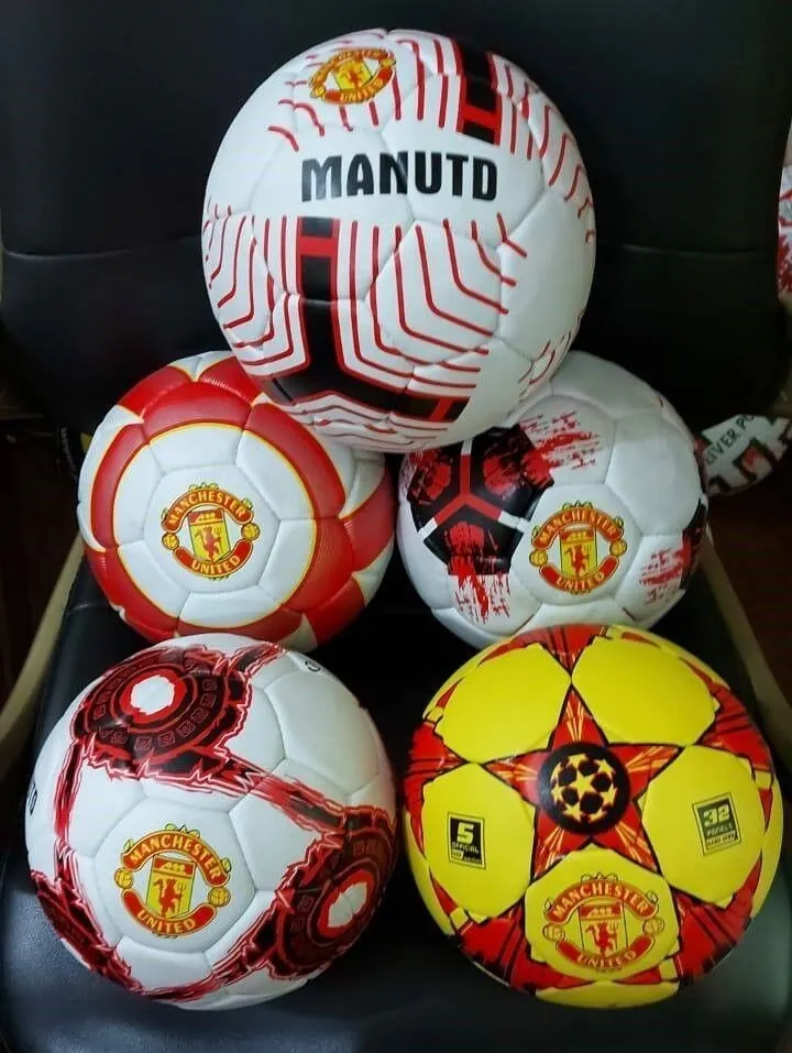 М'яч футбольний Manchester United Maraton (1 шт.)