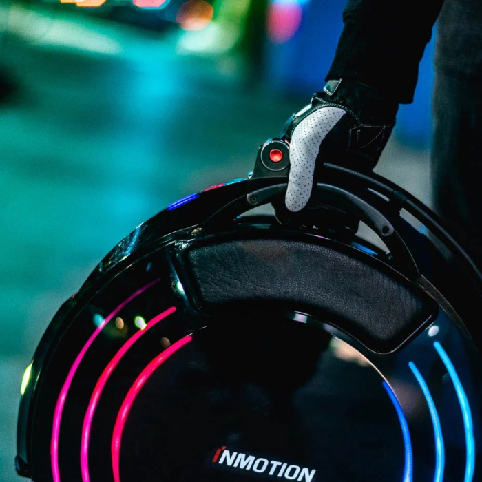 Моноколісо InMotion V10F (2000 Вт, 960 Вт * год, 84 В, 16 дюймів), чорний, укр, укр