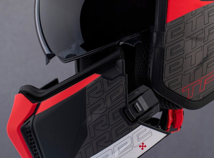 Мотошолом MT STREETFIGHTER SV S Totem B15 Matt Red ECE2206