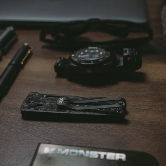 Розкладний ніж SOG Ultra XR, Blackout
