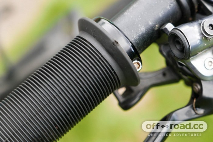 Гріпси ODI Longneck v 2.1 Lock - on Black w/ Black clamp (чорні з чорними замками)