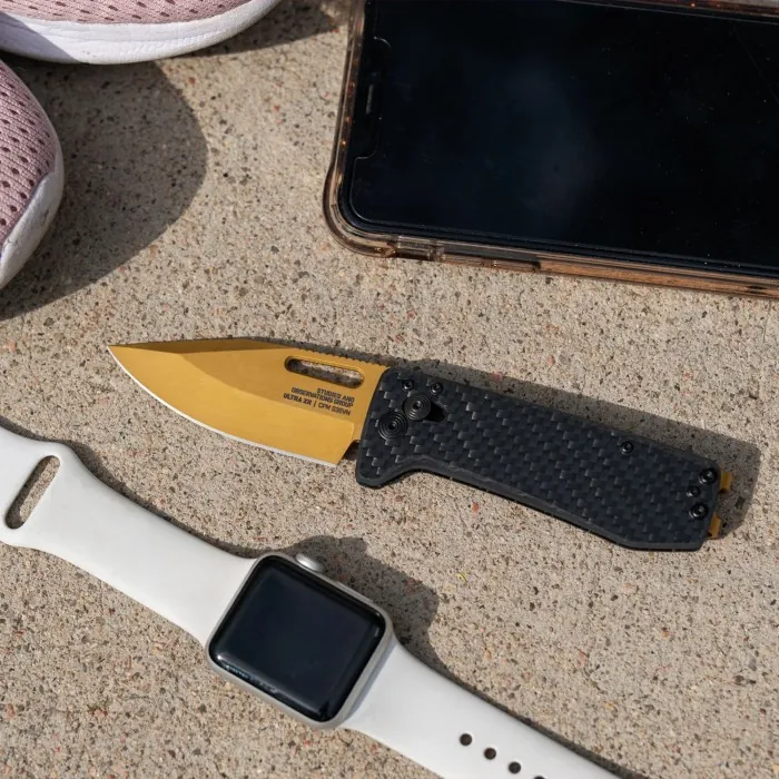 Розкладний ніж SOG Ultra XR, Carbon/Gold