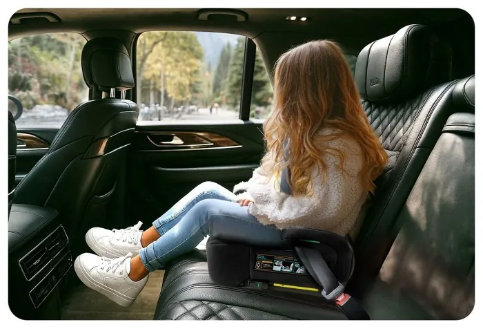 Бустер Nukido Louis ISOFIX 710200 125-150 см, черный