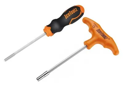 Набор инструментов Ice Toolz 12D5 12D3+12D7. Под (квадратный) ниппель 3.6". Обычная ручка как на отвертку и Т-образная