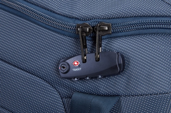 Сумка на колесах Thule Crossover 2 Wheeled Duffel 76cm (Dress Blue) (TH 3204035)