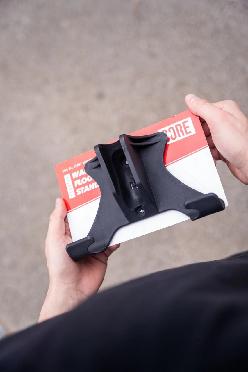 Підставка для самокату настінна та підлогова Core - Black