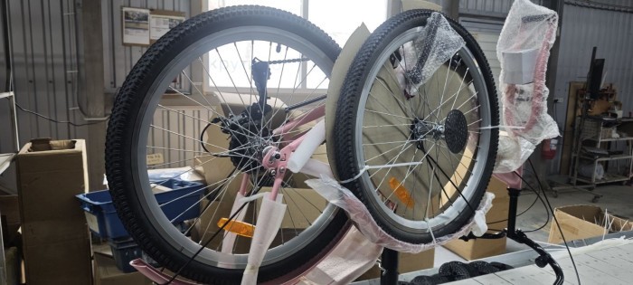 Велосипед уцененный ST 24" DAVI DAVI Vbr FR рама-14" розовый с черной покрышкой 2026