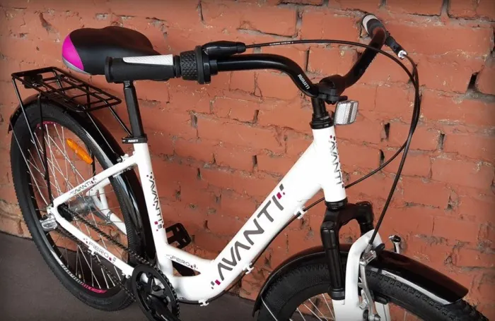 Велосипед жіночий міський Avanti Fiero Nexus 26" білий (2025)
