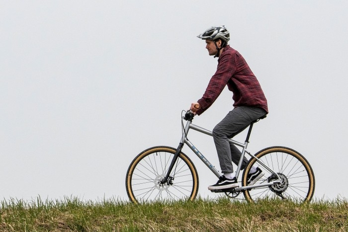 Велосипед 28" Marin Kentfield 2 рама - L 2024 Gloss Black/Chrome