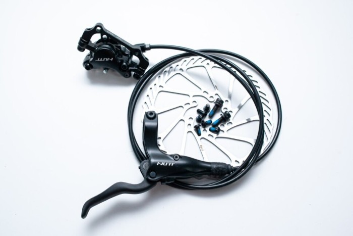 Гальмо диск. задн. гідравл. NUTT Y-2 R1450 з ротором 160мм з адаптером, укр, укр