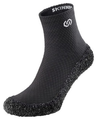 Skinners Adults Black 2.0