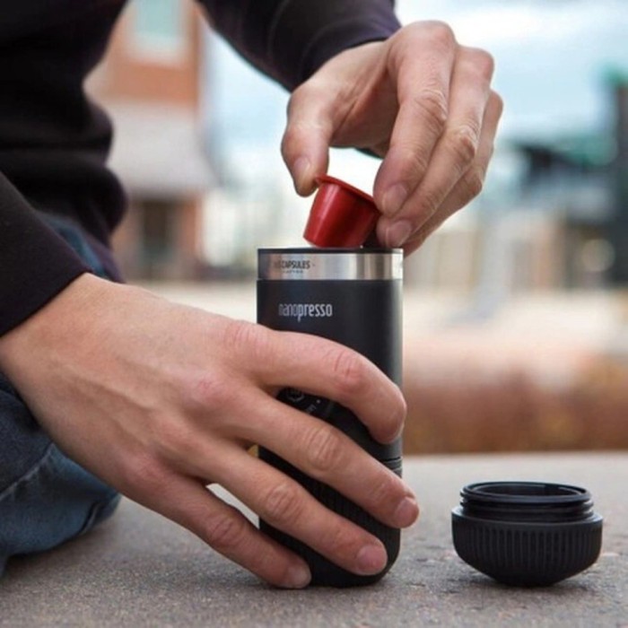 Набор Wacaco Nanopresso: кофеварка, адаптер для капсул и полотенца бариста