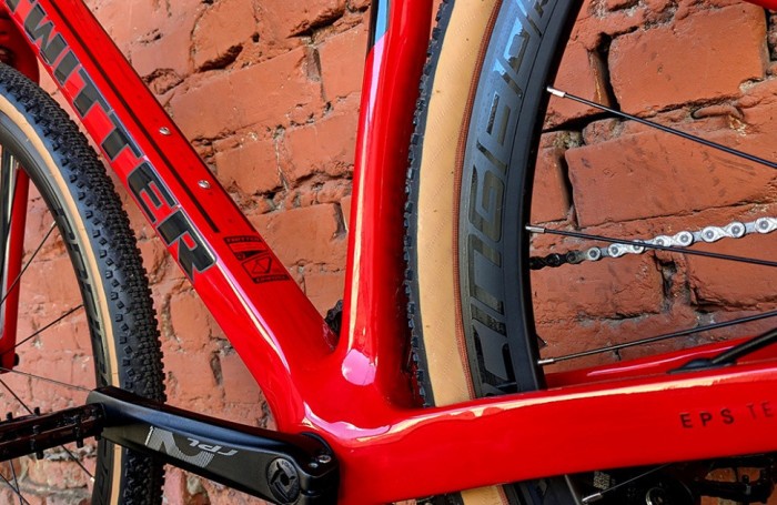 Велосипед карбоновий 28" Twitter Gravel Carbon RS-22S Red