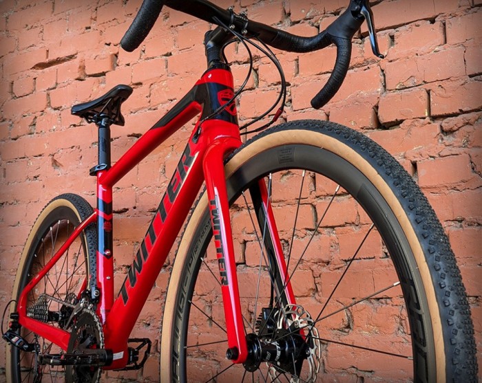 Велосипед карбоновий 28" Twitter Gravel Carbon RS-22S Red
